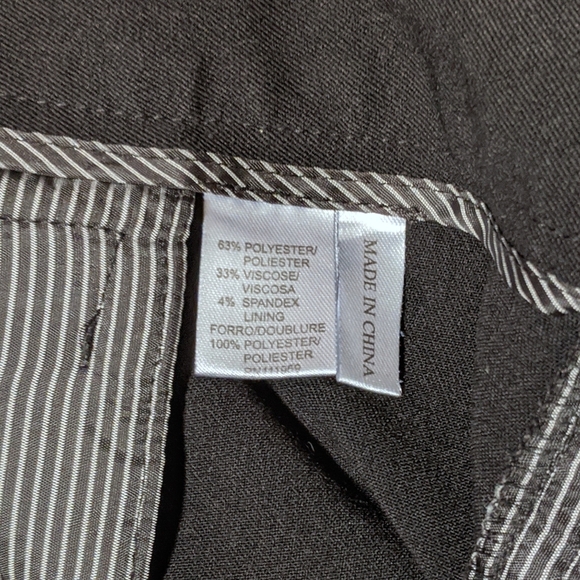 Atelier Women's 2-Piece Black Power Suit | 10 - Picture 8 of 8